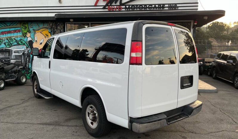 
								Chevrolet Express 2011 full									