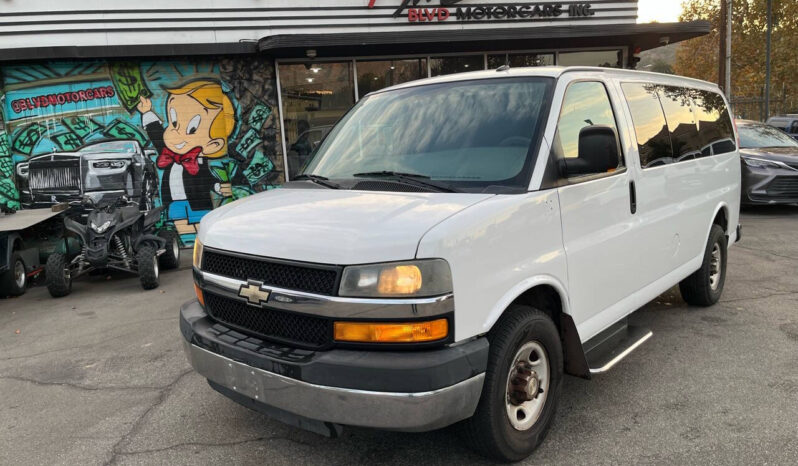 2011 chevrolet express lt 3500 3dr passenger van w 1lt