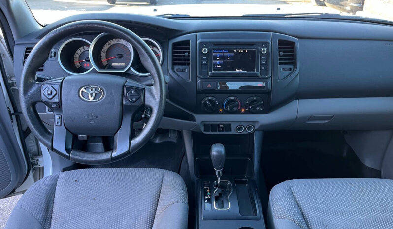 
								Toyota Tacoma 2015 full									