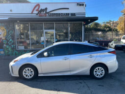 
										Toyota Prius 2020 full									