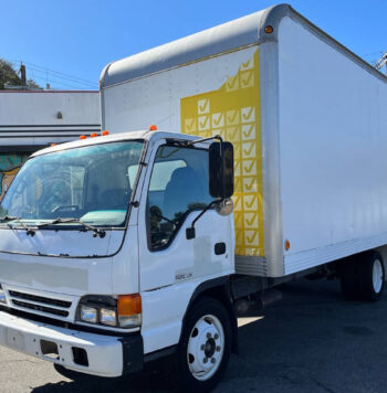 2005 isuzu npr 4x2 2dr 67 0 in bbc tilt cab