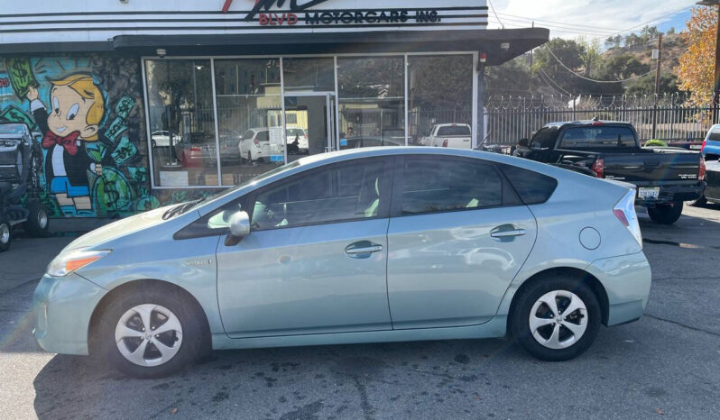 
								Toyota Prius 2014 full									